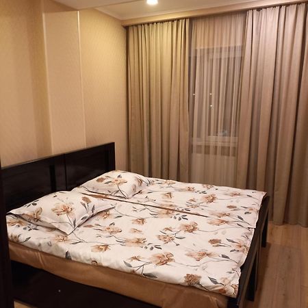 Grigol'S Apartament Тбилиси Екстериор снимка